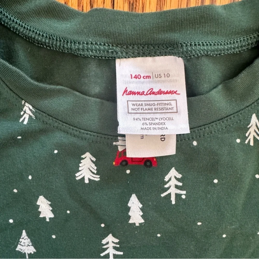 Hanna Andersson Hannasoft Christmas Pajama Top Size 10 NWOT Green Trees Holiday